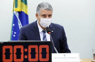 Aprovado projeto que destina verba para construção de condomínios exclusivos para idosos de baixa renda 