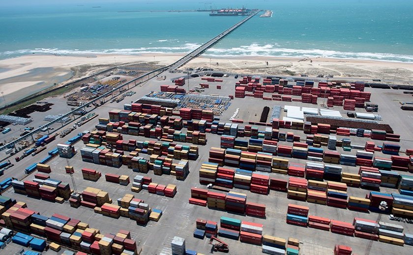 Medida Provisória libera R$ 30 bilhões para exportadores afetados por tarifaço dos EUA