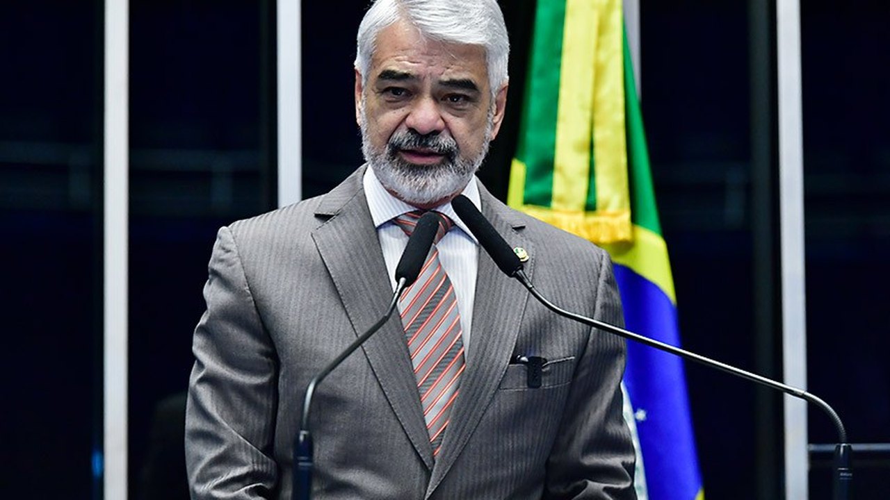 Humberto Costa critica campanha do Google contra o PL das Fake News