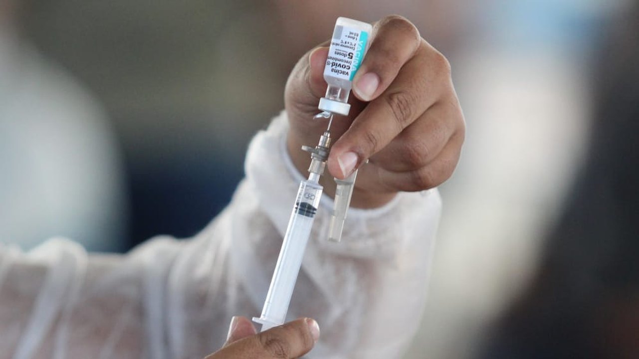 Pfizer: Coruripe inicia vacinação da população geral de 56, 55 e 54 anos. Confira cronograma!