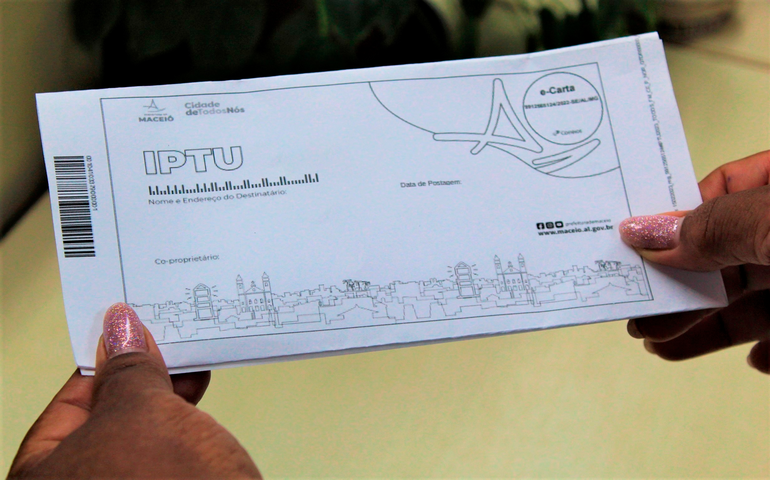 Fazenda esclarece contribuintes sobre o envio dos carnês do IPTU 2025