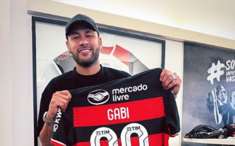 Neymar vai ao Maracanã, Flamengo bate Grêmio com dois gols de Luiz Araújo e lidera Brasileirão