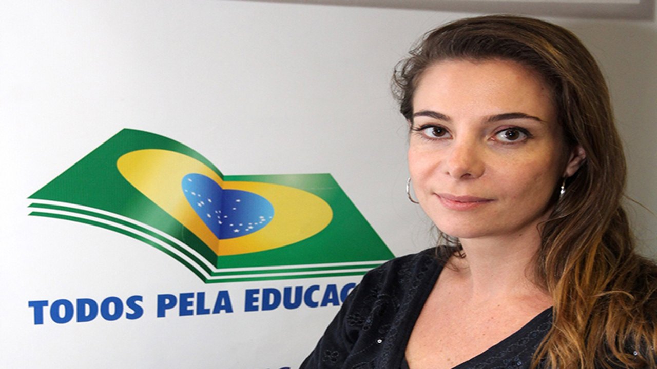 Educação reforça desigualdades entre brancos e negros, diz estudo