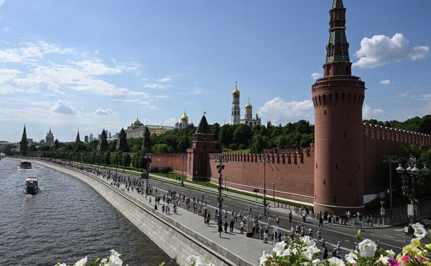 Declarações do chanceler alemão sobre mísseis de longo alcance são mais uma provocação de guerra e tentativa de fazer ucranianos seguir combatendo, diz Kremlin