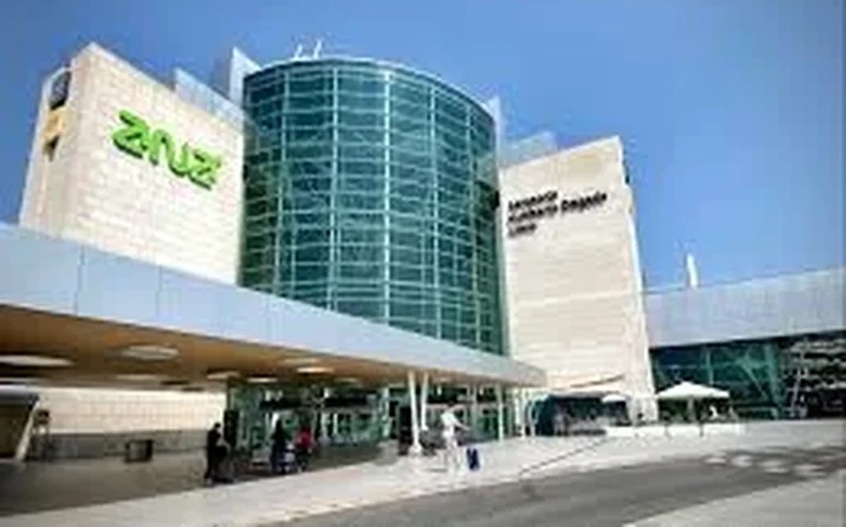 Greve geral em Portugal paralisa aeroportos e cancela voos para o Brasil