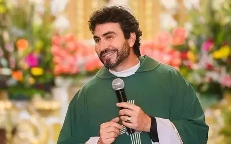 'A fama é uma ilusão', diz Padre Fábio de Melo