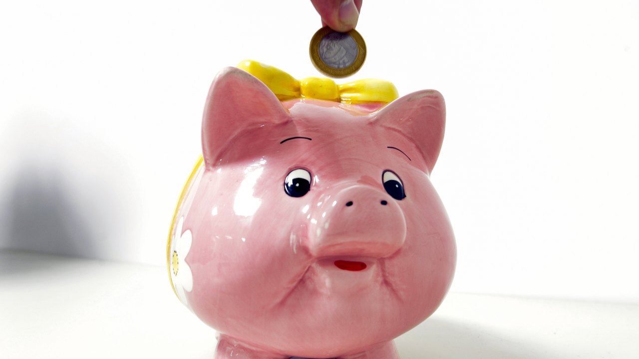 Retiradas da poupança superam depósitos em R$ 7,15 bilhões em julho