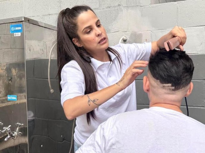 Ação da Semu leva cuidado e cidadania para pessoas trans e travestis do sistema prisional