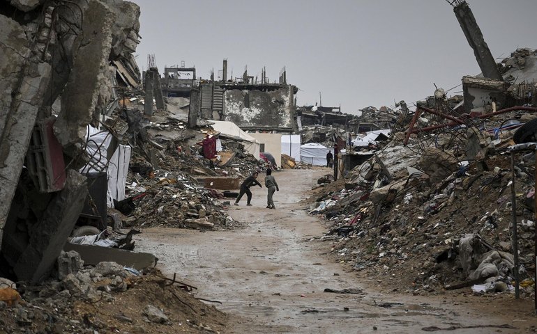 Novo governo em Gaza pode enfrentar problemas, pois semi-enclave foi tornado em ruínas, diz analista