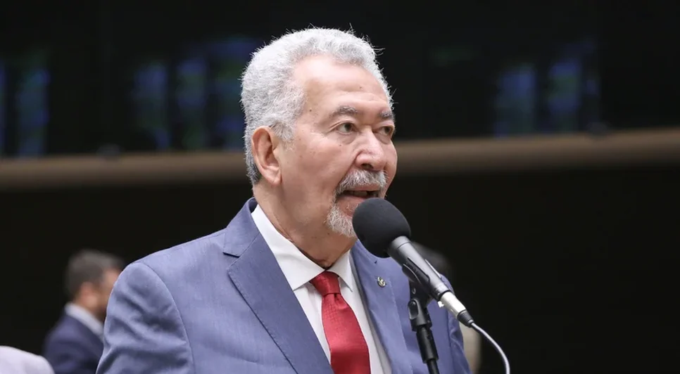 Deputado Paulão - Foto: Kayo Magalhães/Agência Câmara