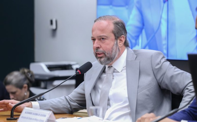 Ministro de Minas e Energia diz que País pode precisar de defesa nuclear