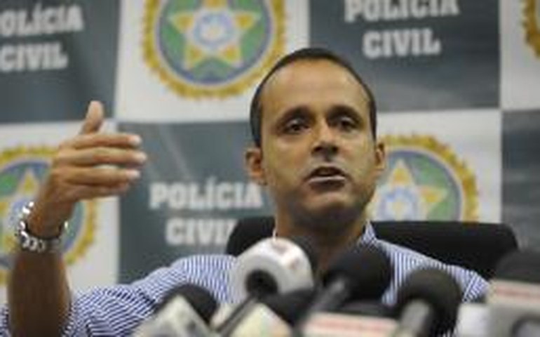 Suspeito de acender rojão que matou cinegrafista só fala em juízo