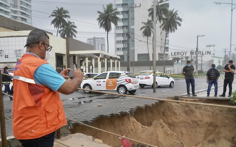 Defesa Civil está em atenção e monitora chuvas em Maceió