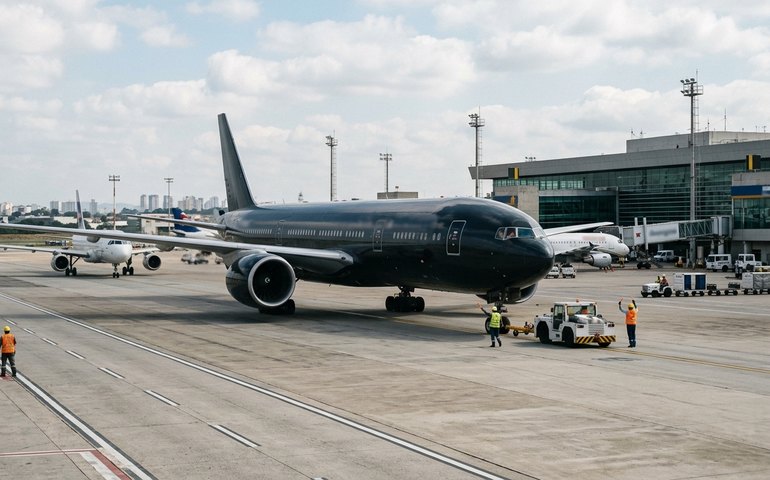 Operações no Aeroporto de Guarulhos são retomadas após paralisação