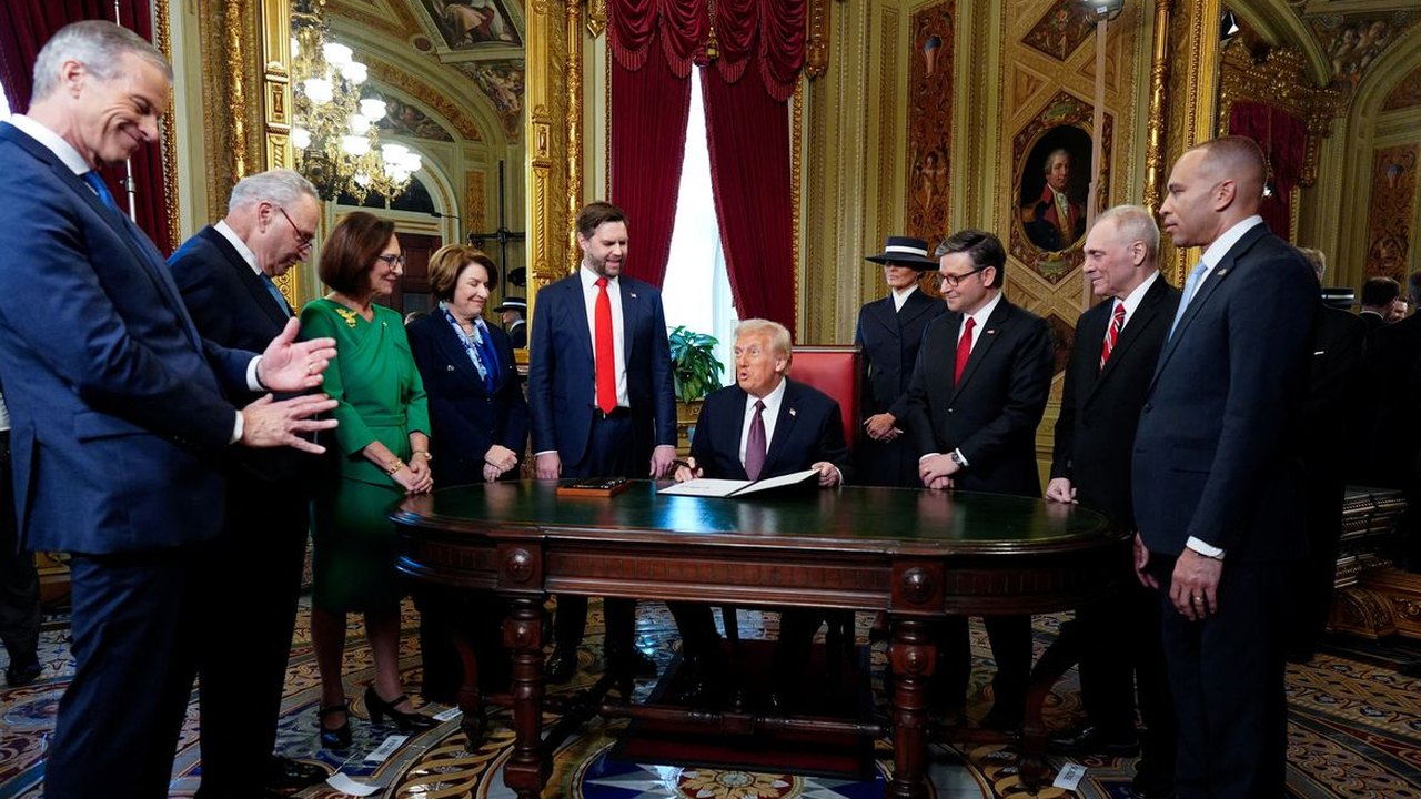 Nos EUA, 18 estados contestam restrição de cidadania por nascimento