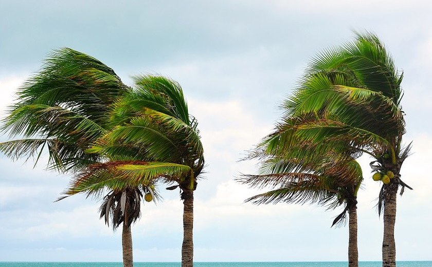 Inmet emite alertas de vendaval e chuvas para 44 cidades de Alagoas