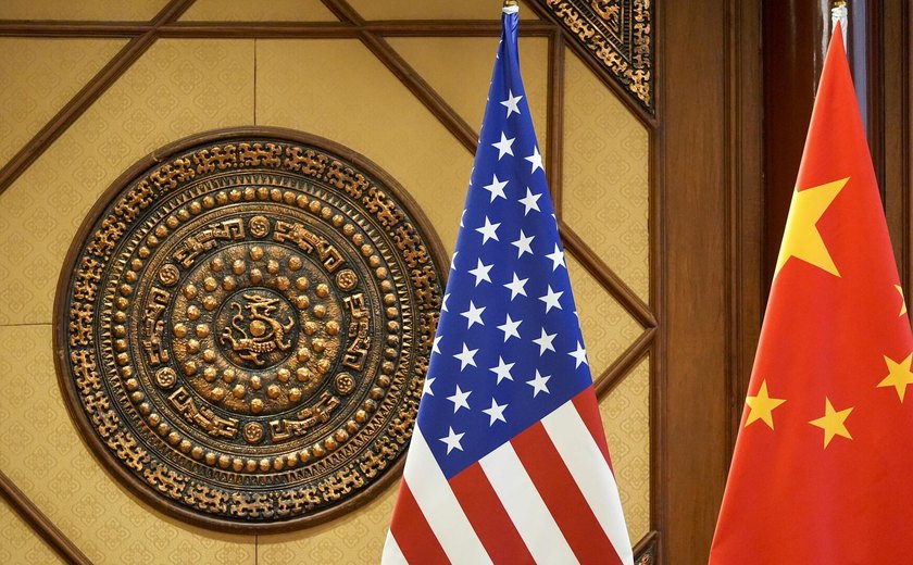 Professor brasileiro indica as vantagens da China sobre os EUA no comércio internacional