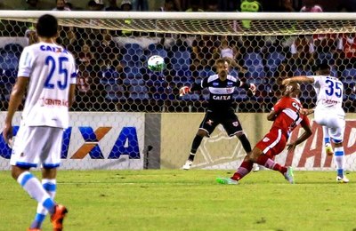 Paysandu vence e cala a torcida do CRB no Estádio Rei Pelé