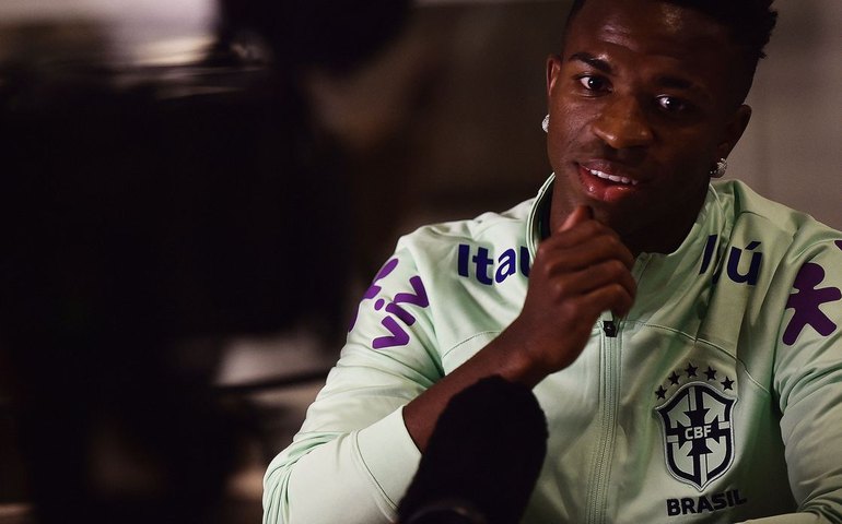 Ancelotti projeta 'melhor versão' de Vinícius Júnior na Seleção