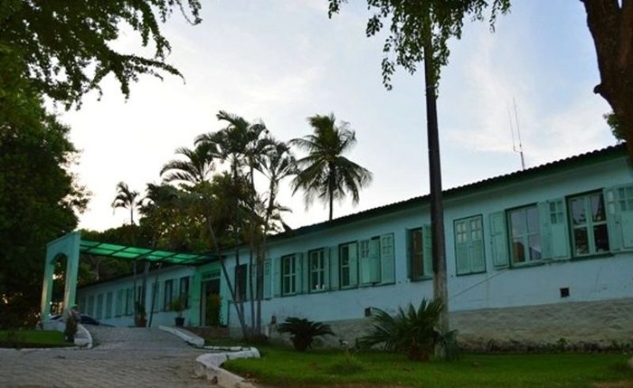 Hospital Escola Portugal Ramalho, no Farol, foi afetado pelo afundamento do solo