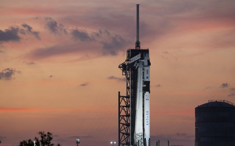 Cosmonauta russo participa de missão da NASA e da SpaceX para resgatar astronautas presos no espaço