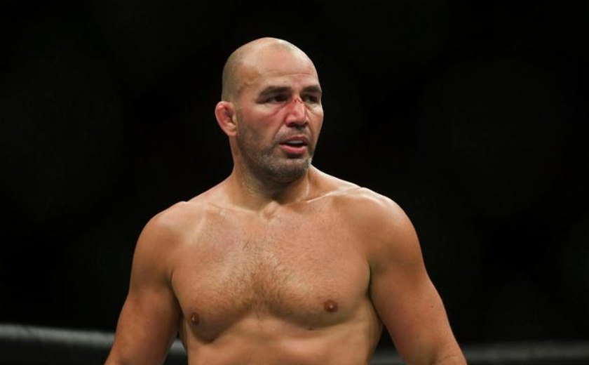 Experiente, Glover se mostra motivado como um iniciante atrás de cinturão do UFC