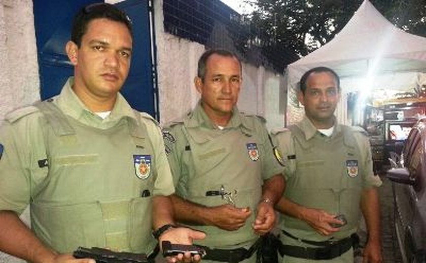 Maceió: Batalhão Escolar apreende pistola na Santa Lúcia