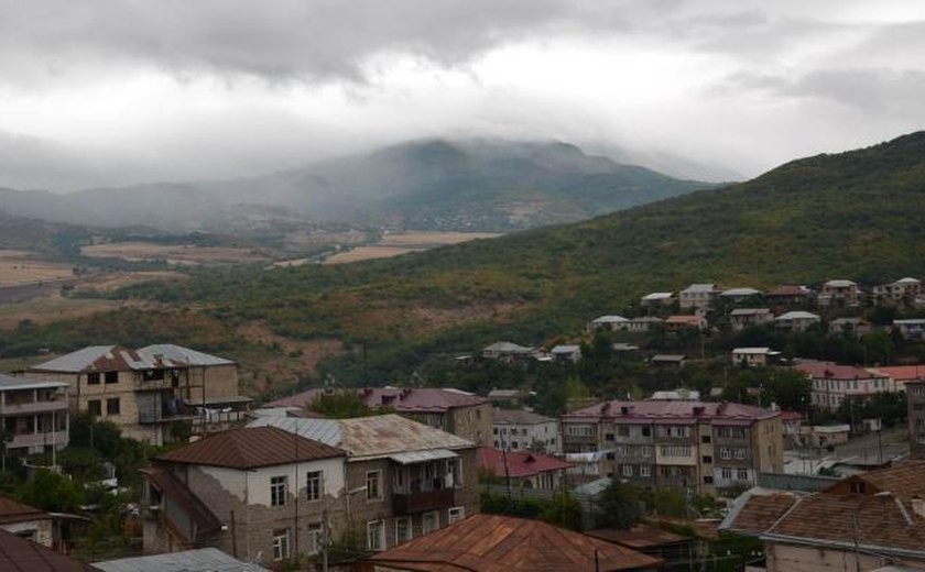 Líder separatista anula dissolução de Nagorno Karabakh