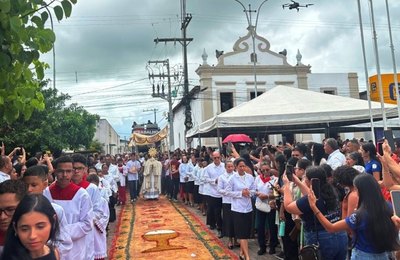 Comunidade Católica de Campo Alegre celebrou mais uma edição da Missa e Procissão do Dia de Corpus Christi