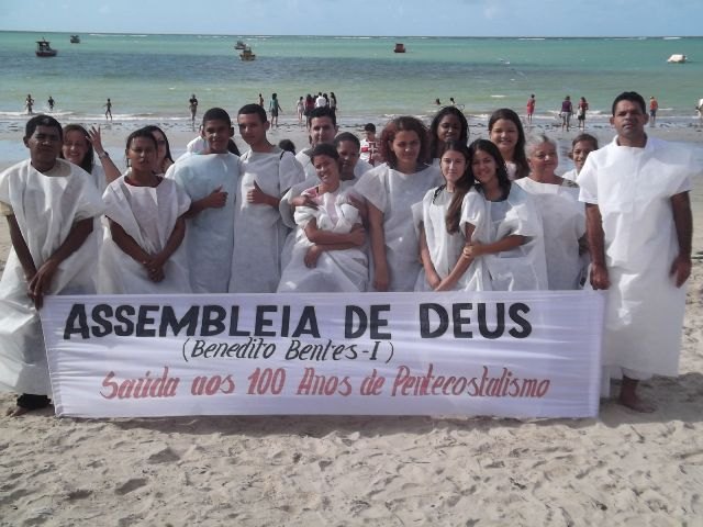 Batismo dos crentes da AD no Benedito Bentes 1