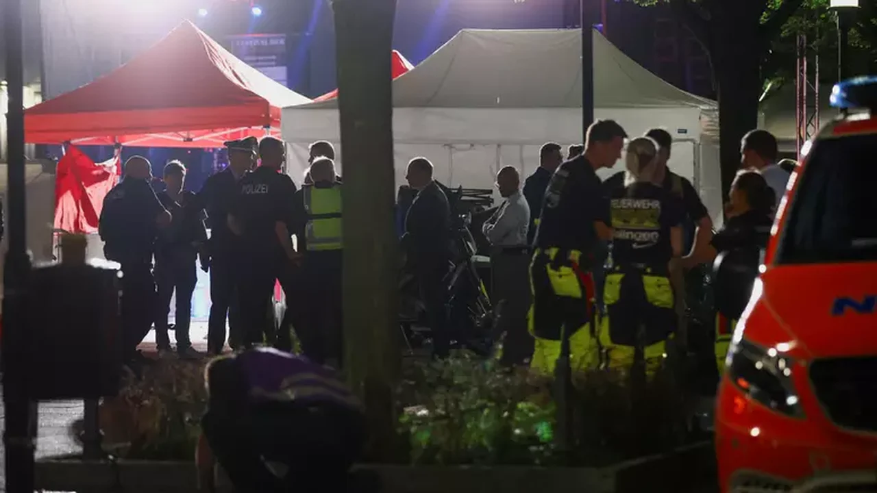 Ataque a faca em festival na Alemanha deixa ao menos três mortos e vários feridos