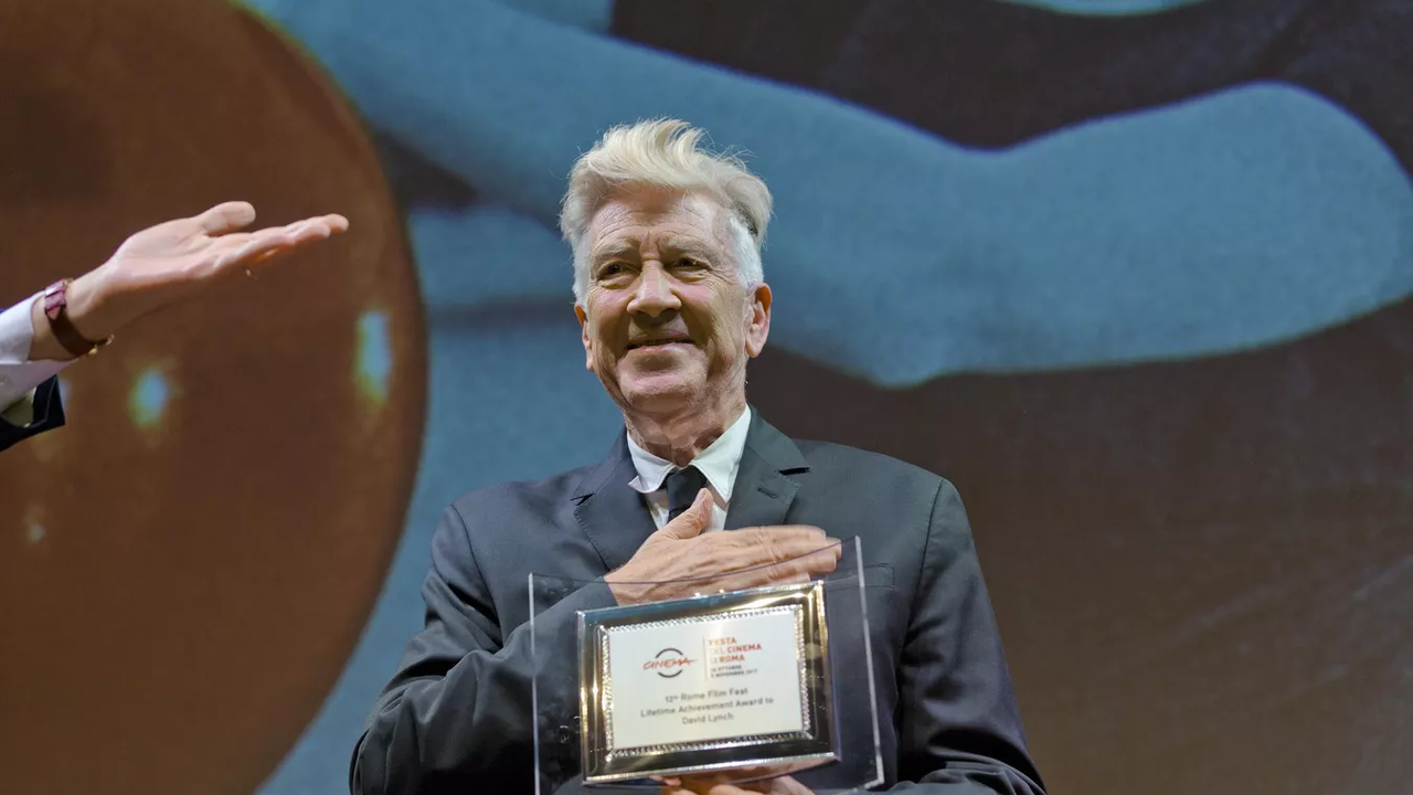 Cineasta norte-americano David Lynch morre aos 78 anos