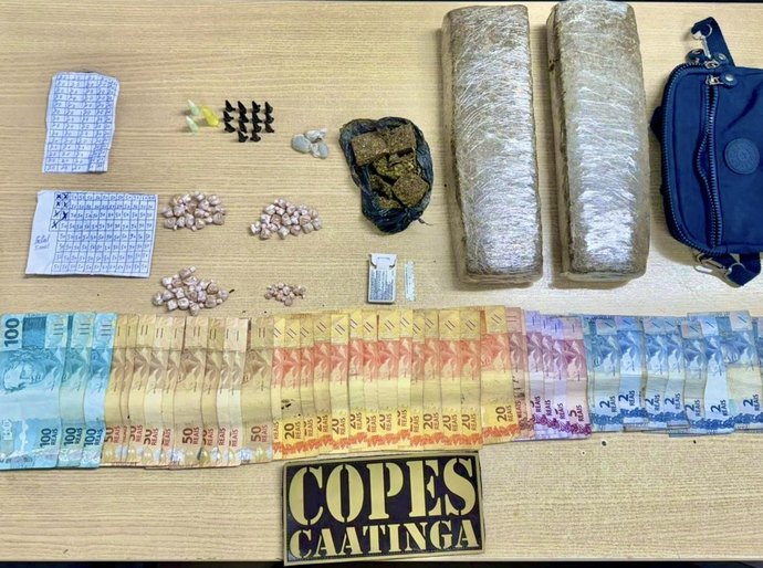 Policiais militares da Copes prendem traficante de drogas em Cacimbinhas