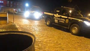 Duas pessoas suspeitas de integrar contra grupo criminoso liderado por presidiário são presos em Sergipe