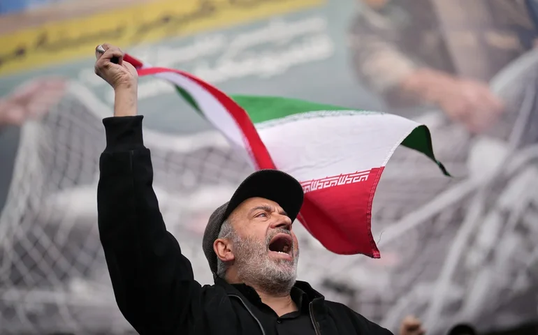 Contas recém-criadas do Polymarket apostam alto no cessar-fogo entre EUA e Irã em horas antes do anúncio de Trump