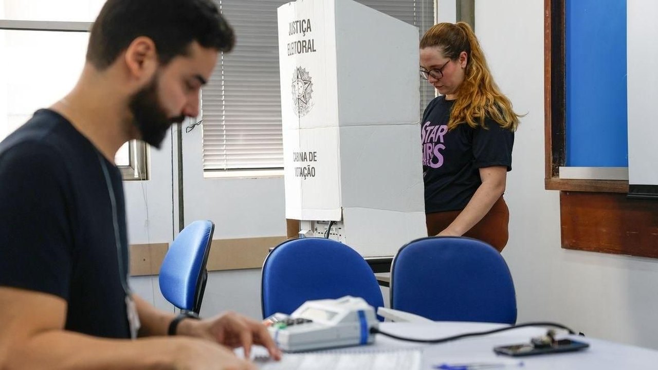 TRE de SP informa que 80% das seções eleitorais fecharam às 17h