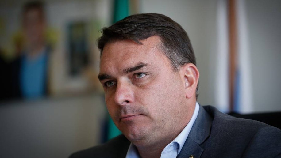 Cercado de provas por todos os lados