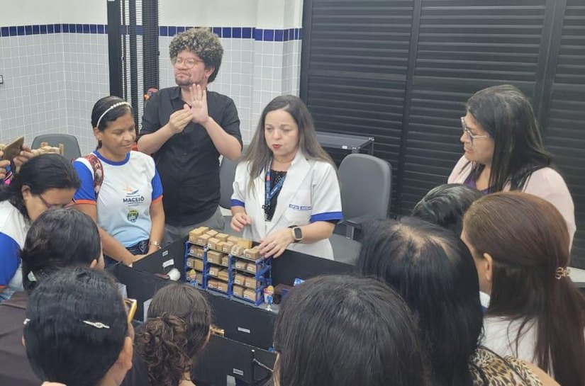 Em visitas ao SENAI, EJAI aproxima estudantes do mercado de trabalho
