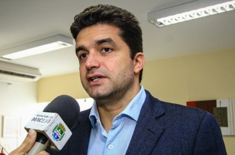 Maceió 200 anos: Prefeitura inaugura praça no José Tenório