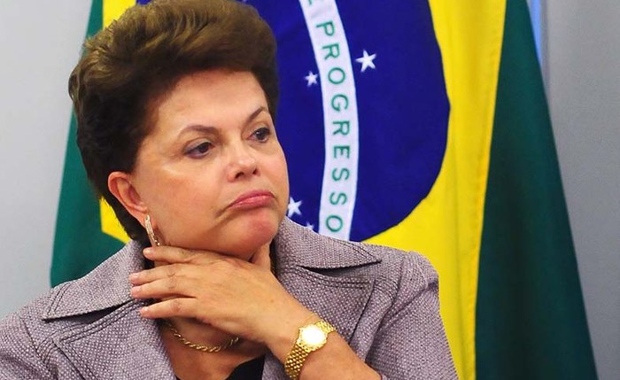 Governo Dilma corta R$ 530 milhões da verba dos outros Poderes Governo Dilma corta R$ 530 milhões da verba dos outros Poderes