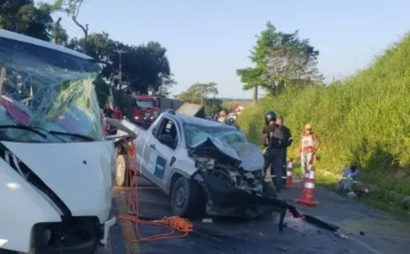 Colisão deixa onze feridos em Satuba