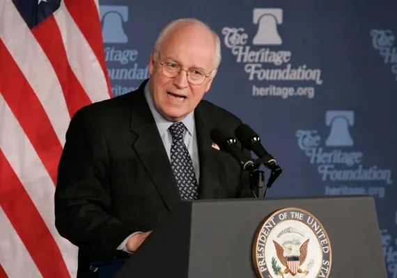 Morre aos 84 anos ex-vice-presidente dos EUA Dick Cheney
