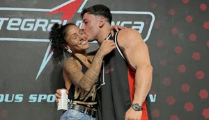 Clarisse Ganley e seu filho / Foto: Reprodução/@clarisseganley