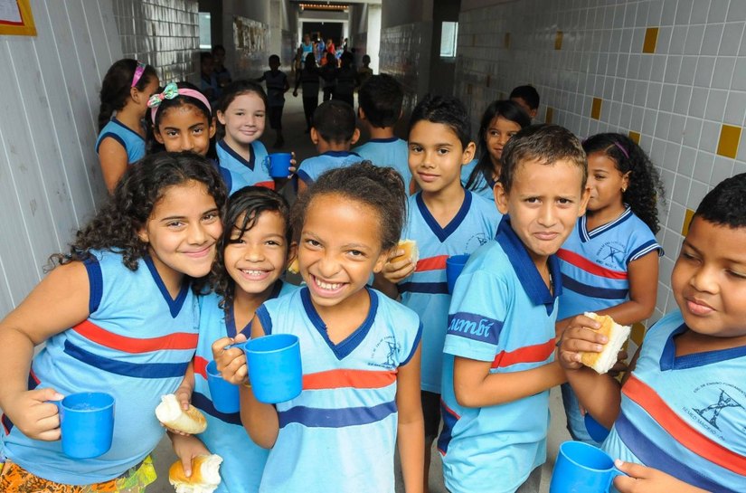 Escola Zumbi dos Palmares comemora 20 anos de fundação
