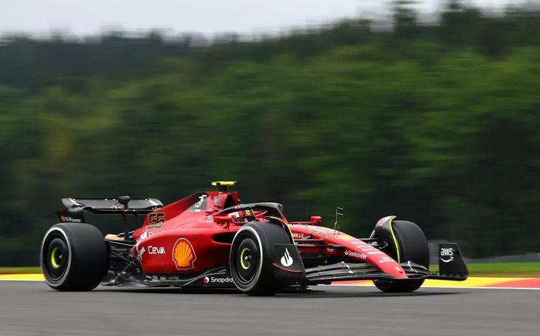 Com chuva no fim, Sainz Jr. é o mais rápido no 1º treino do GP da Bélgica de F-1