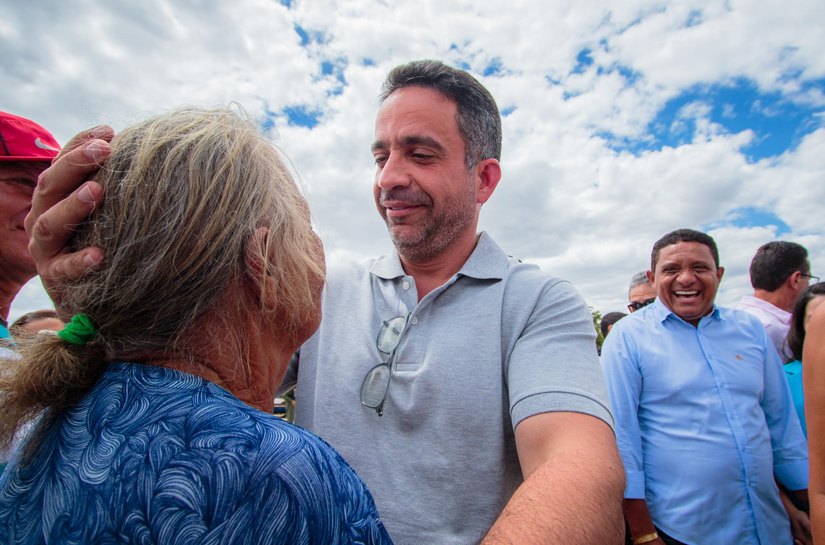 Paulo Dantas assina Ordem de Serviço para levar água para povoados de Palmeira dos Índios