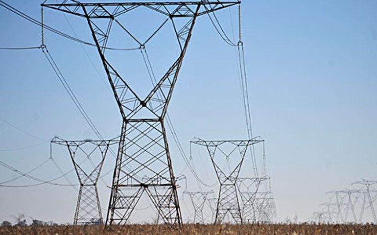Aneel leiloa 13 lotes de linhas de transmissão e subestações em 11 estados