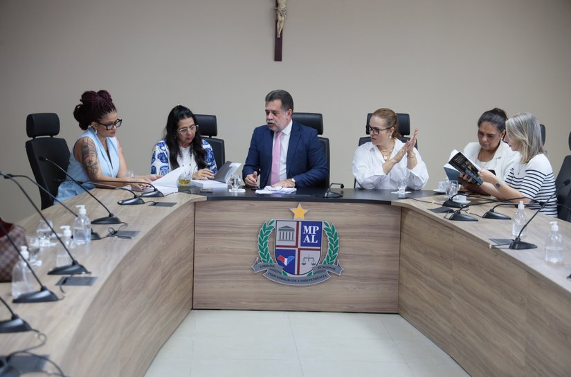 MPAL recebe presidente do GNDH para a 4ª Reunião Ordinária do Grupo Nacional de Direitos Humanos