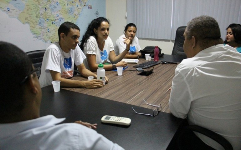 Governo de Alagoas fortalece protagonismo juvenil nos bairros da capital