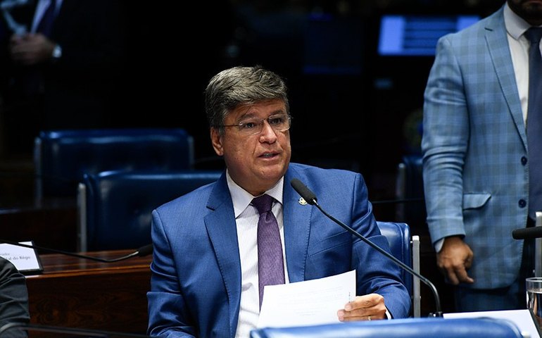 Carlos Viana destaca eventos internacionais na área de Ciência e Tecnologia